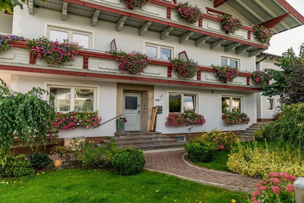 Appartements-Pension Lindenheim Шладминг Экстерьер фото